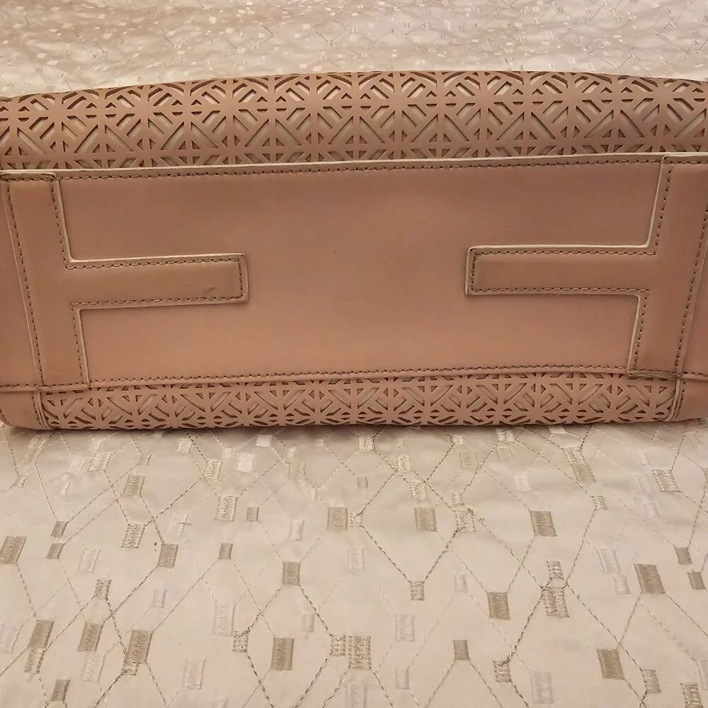 Tory Burch leather satchel - Picture 4 of 6